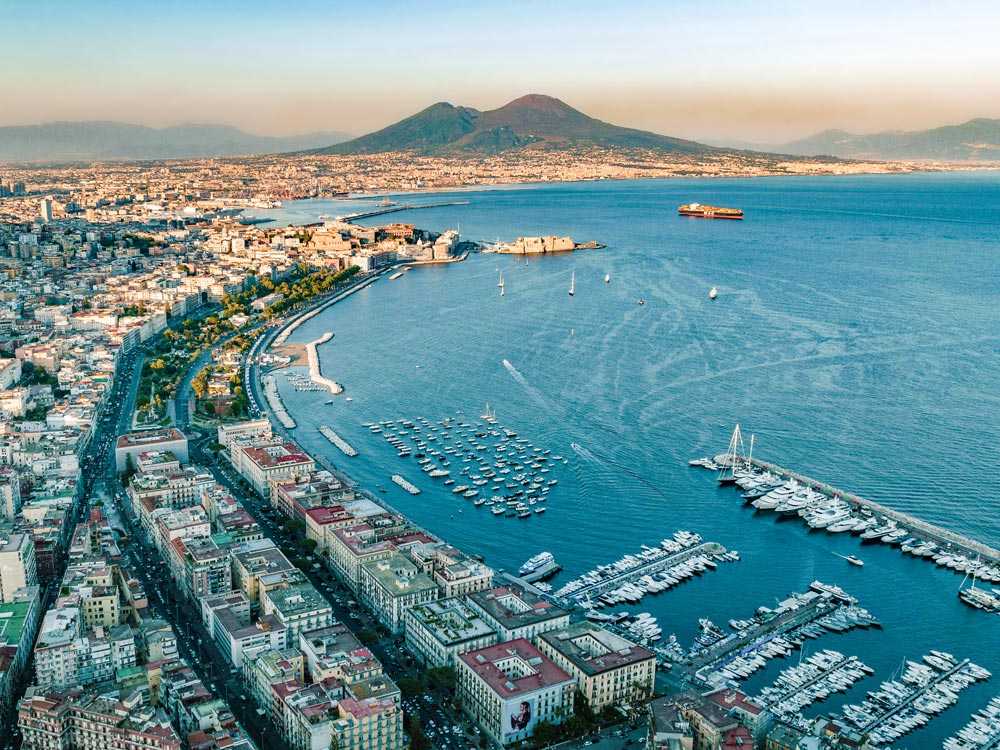 Luxury Cruise in Naples - Vesuvius